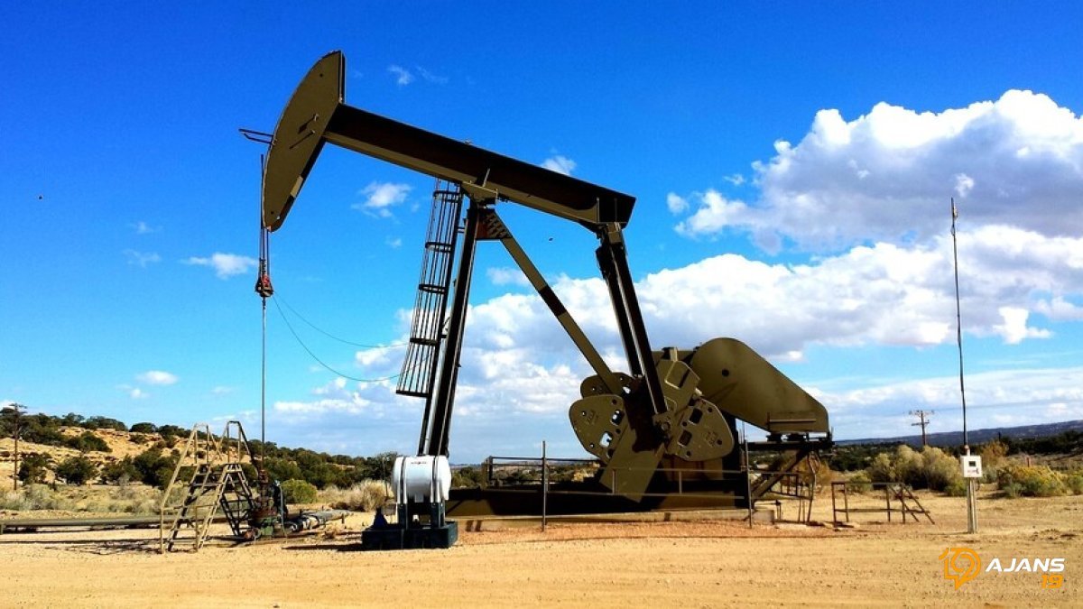 Petrol Piyasası Küllerinden Yeniden Doğuyor mu? ABD Rezervleri Çöküşte, Fiyatlar Nasıl Şekillenecek?