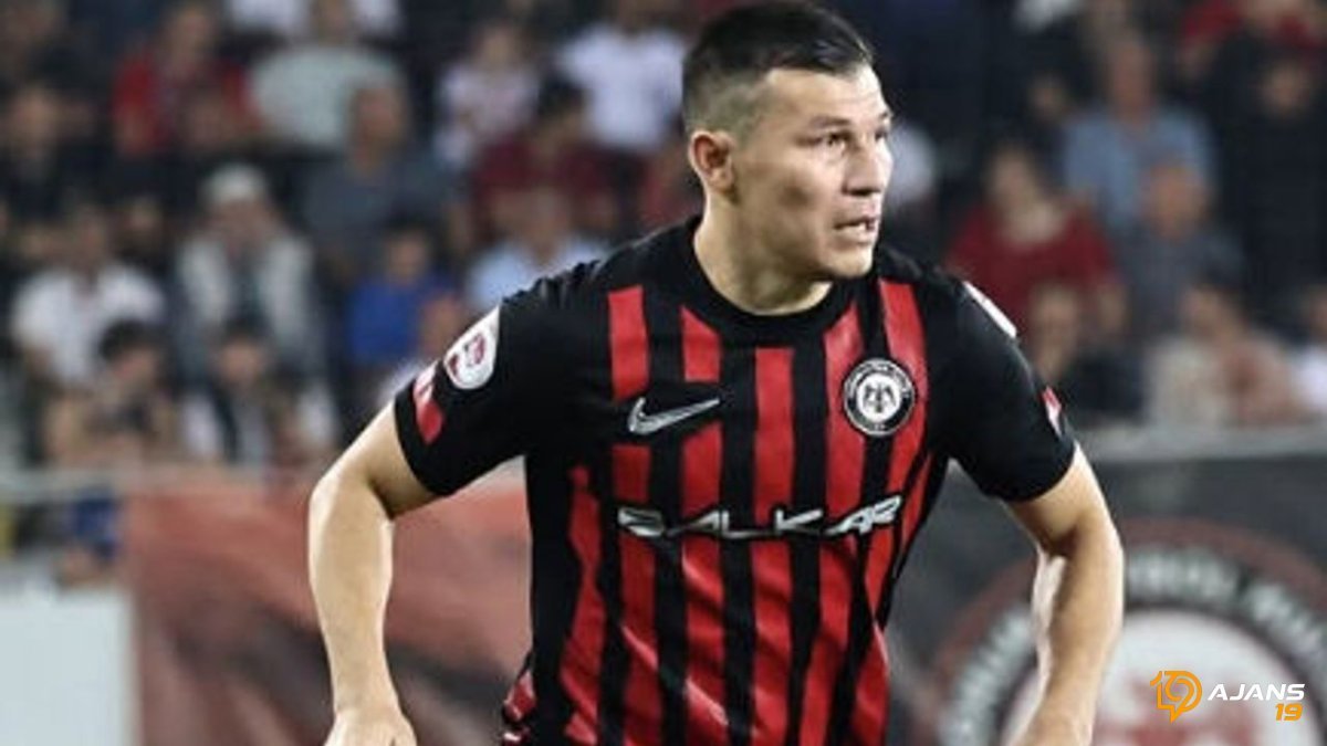 Çorum FK'da Şok Ayrılık! Taraftarlar Şaşkın: Samudio Gitti, Yerine Kim Gelecek?