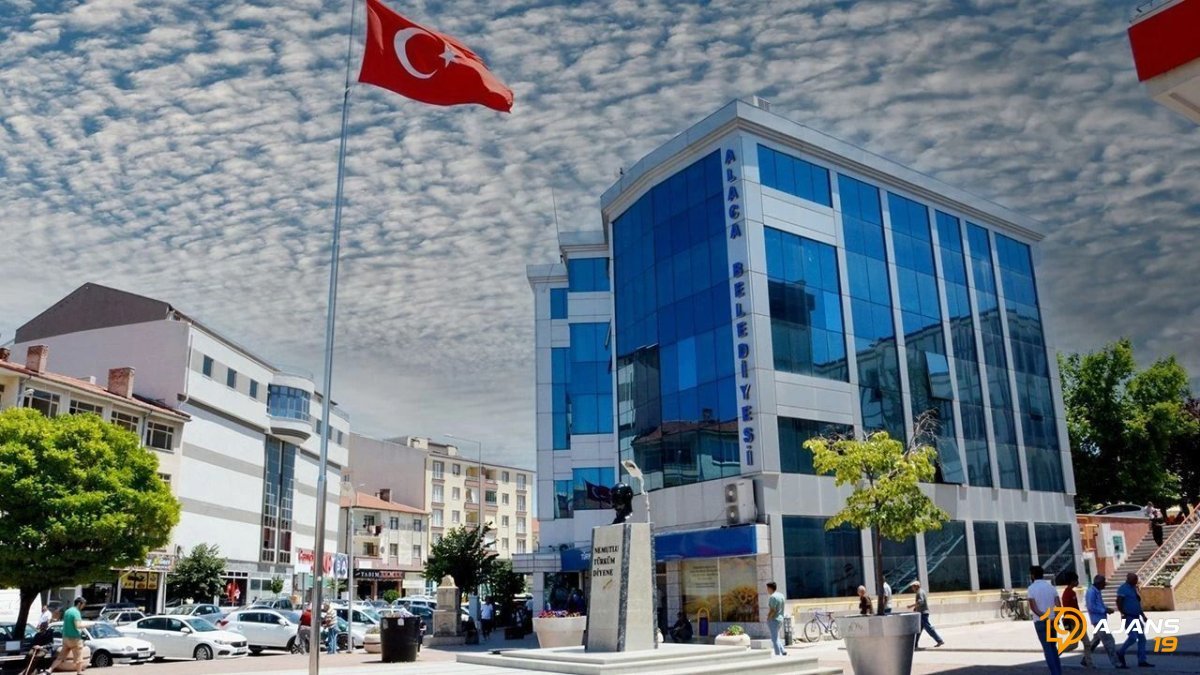 Alaca'da Şaşırtan İhale! Belediyeye Ait 6 Dükkan Göz Kamaştıran Fiyatla Satışta!
