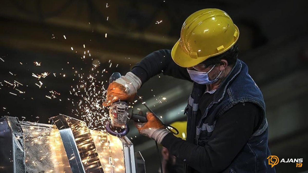 İstihdamda Sürpriz Yükseliş: Ücretli Çalışan Sayısı Yeni Zirvelere Koşuyor!
