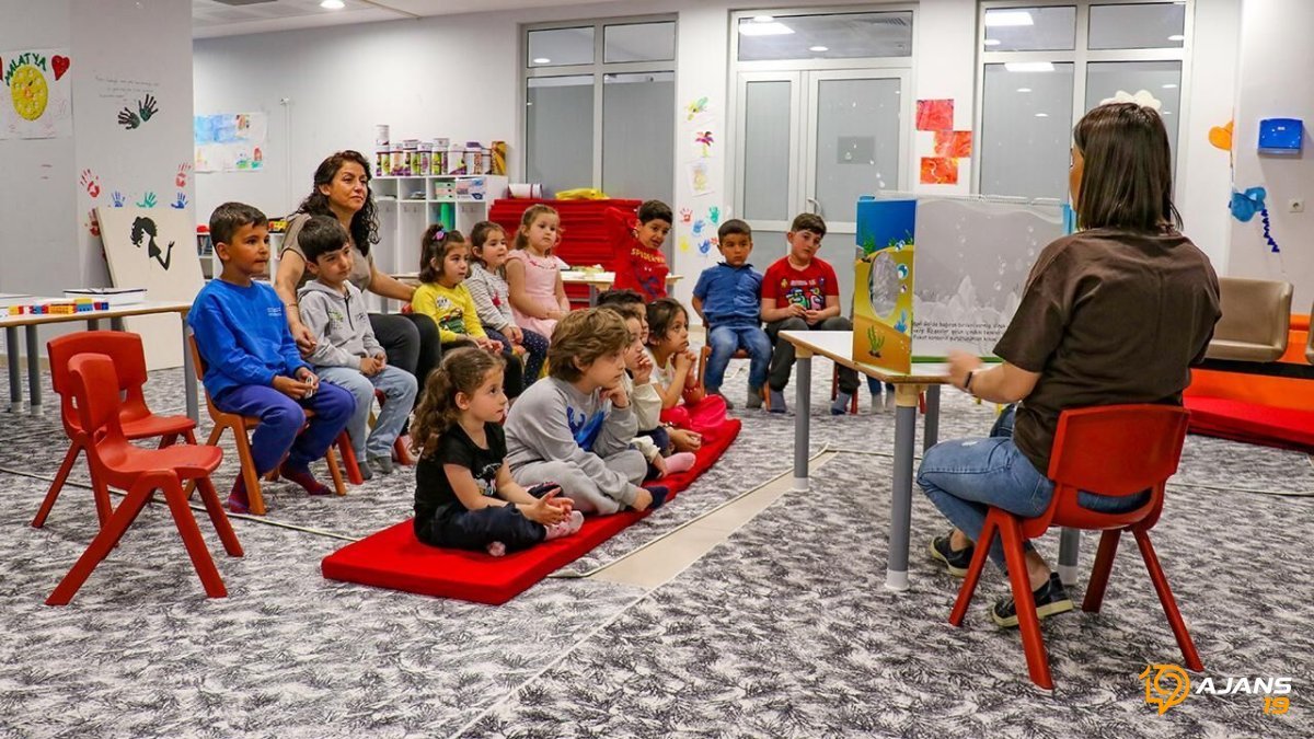 Kamuda Nöbetçi Ebeveynlere Müjde! Çocuk Bakımında Devrim Niteliğinde Esneklik Geliyor