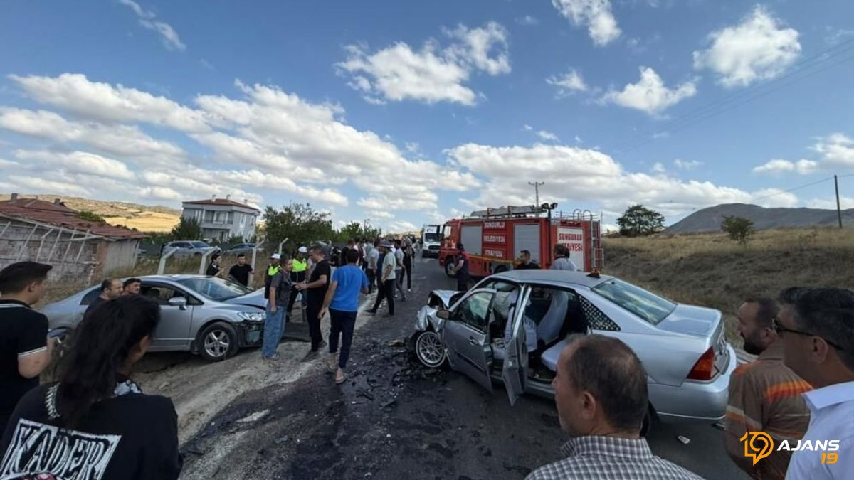 Çorum'da Akılalmaz Kaza: 7 Can Yürekler Ağzına Getirdi! Otomobiller Birleşti, Sonrası Kaos...
