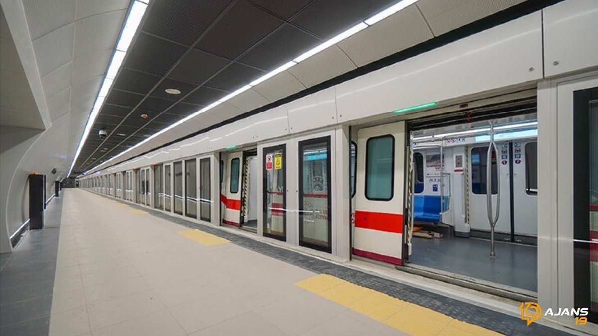 Şehrin Yeni Damarı Hızla Doldu: Tek Günde 10 Binlerce İstanbullu Bu Metroyu Kullandı!
