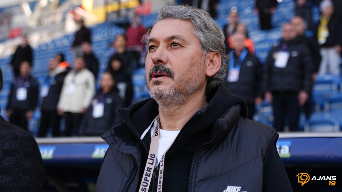 Eyüpspor'da Sular Durulmuyor: Teknik Direktör Atila Gerin ile Yollar Ayrıldı, Yeni Dönem Kapıda!