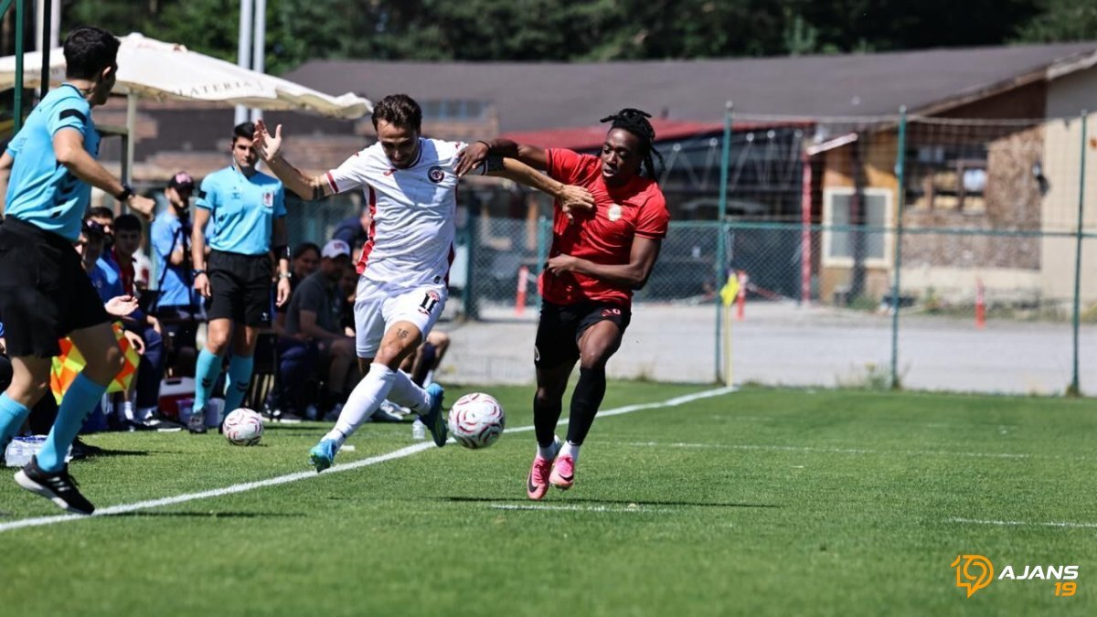 Süper Lig Yolunda Gol Krallığı Sessizliği: Arca Çorum FK'nın Son Provası Beraberlikle Bitti!