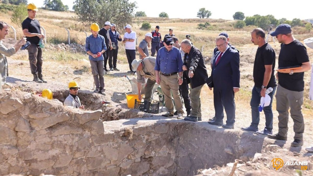 Binlerce Yıllık Sır Perdesi Aralanıyor: Kalehisar'da Tarih Gün Yüzüne Çıkıyor! Çorum Valisi Bizzat İnceledi