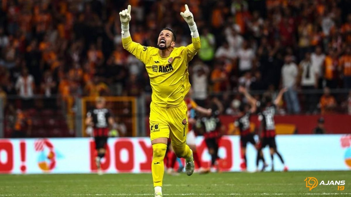 Brezilyalı Yıldız Süper Lig'de Zirvede! Türk Futbolunun En Pahalı 25 Kalecisi Açıklandı