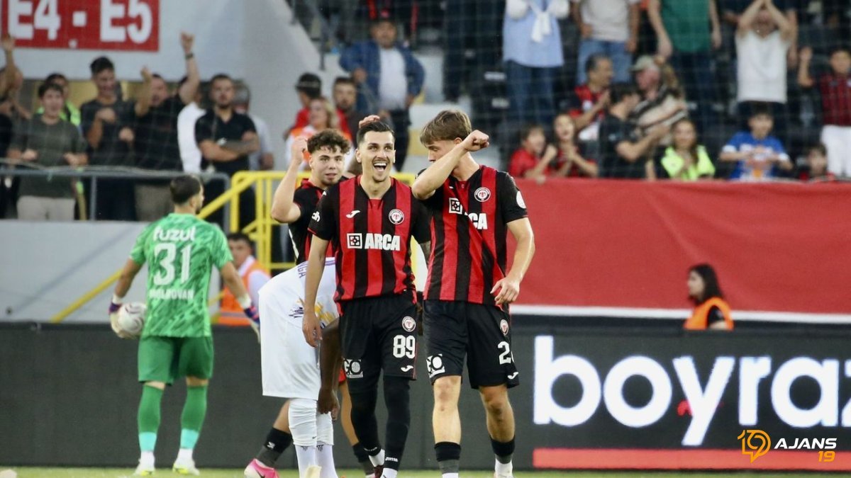 Bosna'nın Parlayan Yıldızı Süper Lig'i Sallıyor: Ermin Mahmic, Avrupa Devlerini Sahneye Çıkardı!