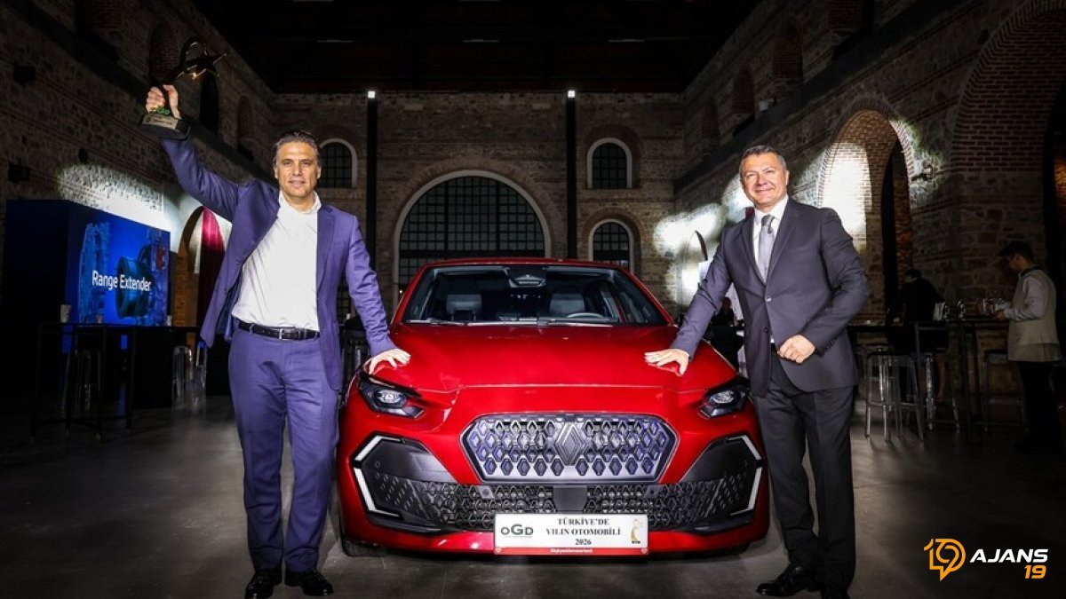 Renault Clio, Türkiye'nin Gözdesi Oldu! 'Yılın Otomobili 2026' Şampiyonu Belli Oldu