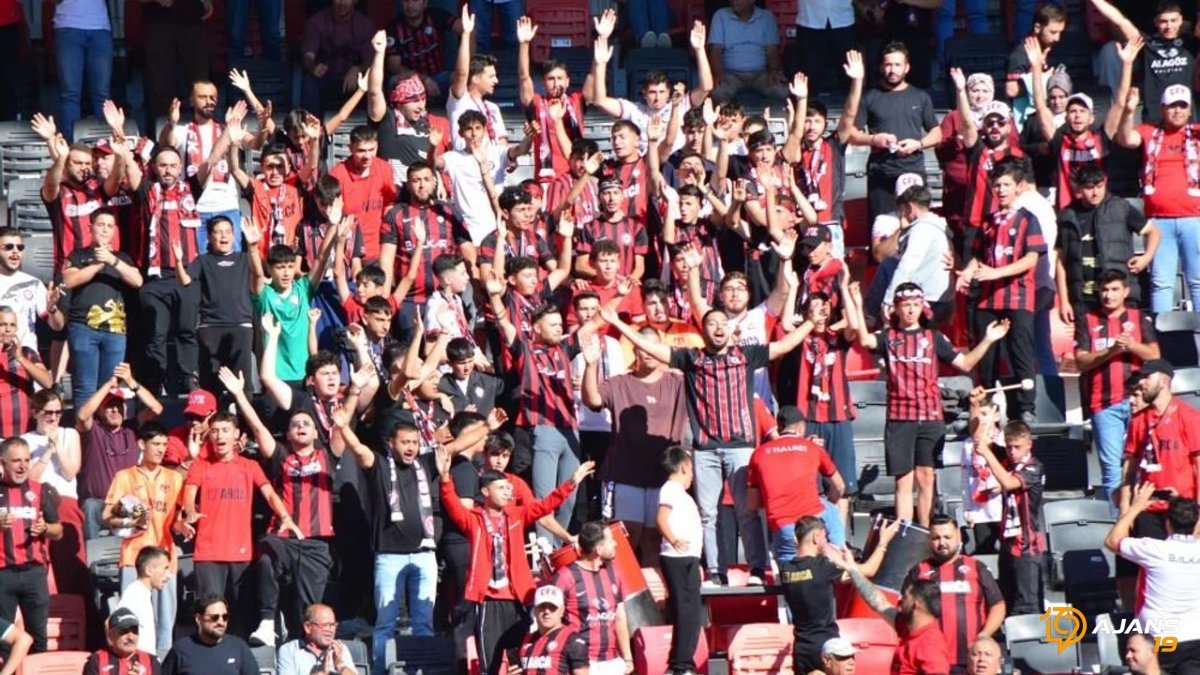 Tribünler Doldu Taştı: Çorum FK'dan Süper Lig'de Kritik Galibiyet mi Geliyor? Eyüpspor Maçı Nefes Kesti!