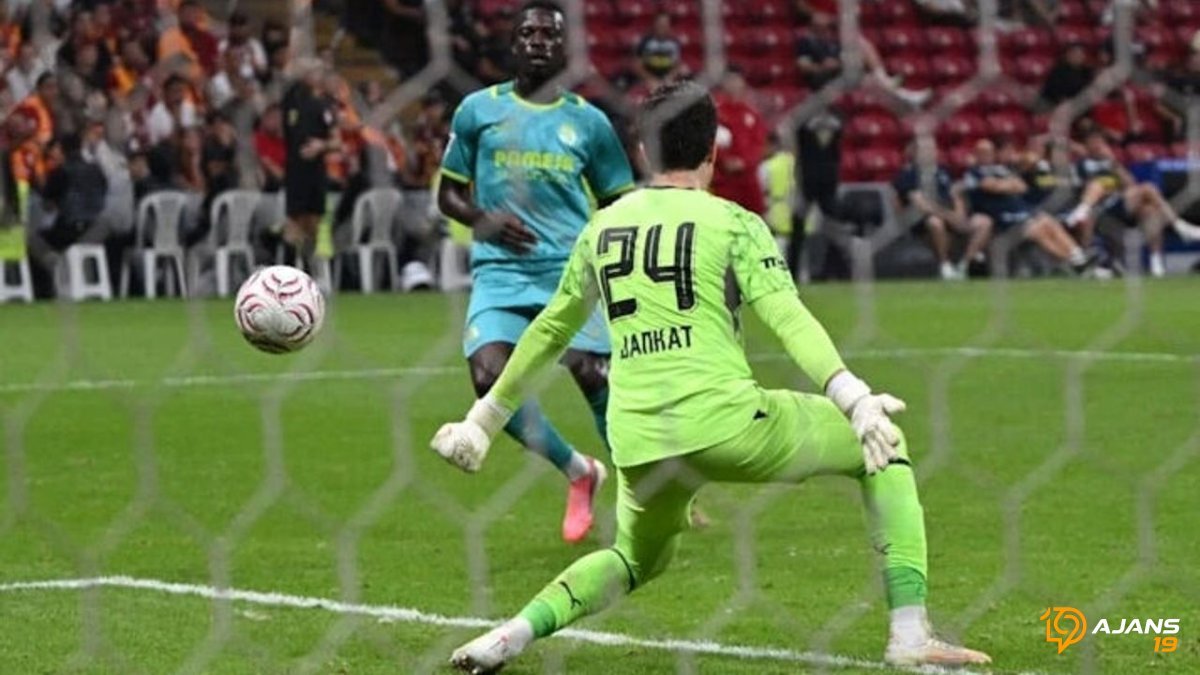 Süper Lig'in Devleri Çaresiz: Gol Kıtlığı Sahne Aldı, Savunmalar Yıkıldı!