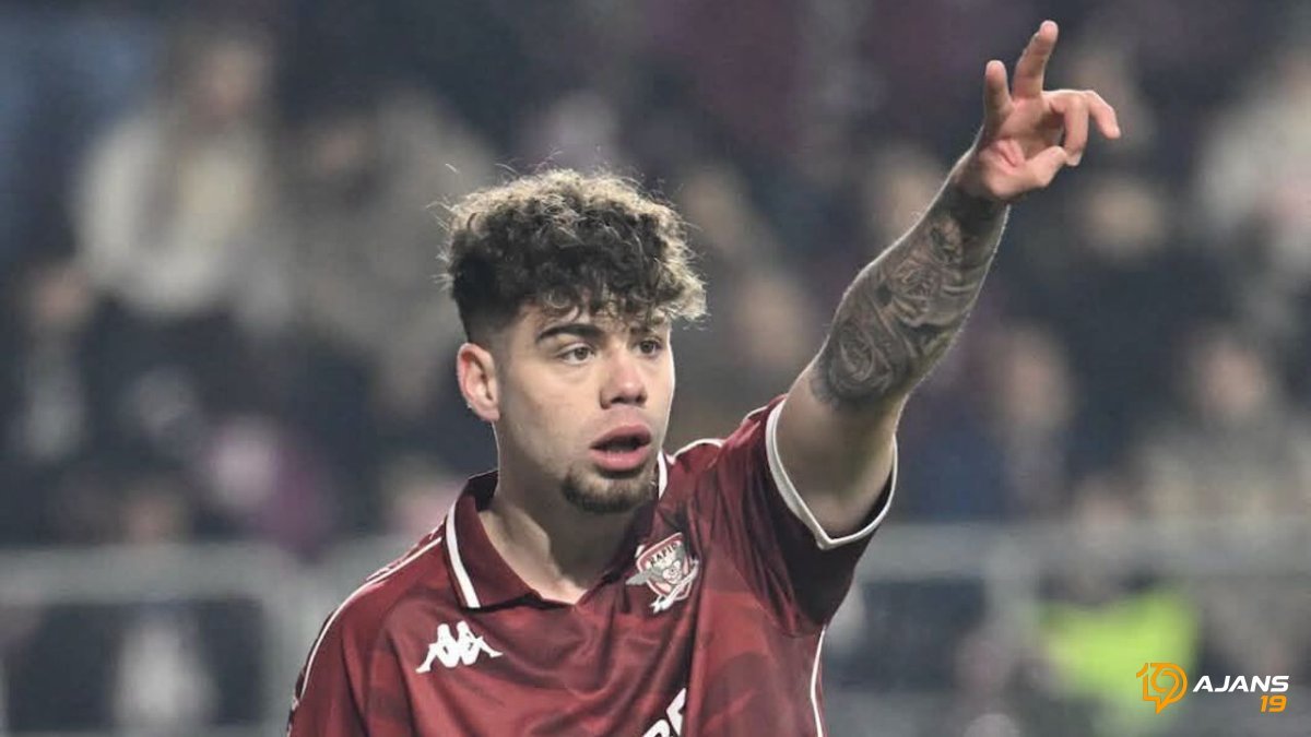 Süper Lig'e Göz Kırpan Arca Çorum FK'dan Dev Sol Bek Hamlesi: Genç Yetenek Andrei Borza Kapıda!