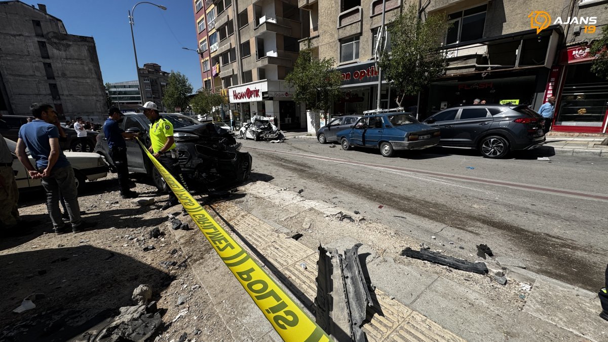 Elazığ'da Dehşet Verici Anlar: Kontrolden Çıkan Kamyon Trafiği Felç Etti, Ağır Yaralı Bir Doktor Dahil 5 Kişi Hastanelik Oldu