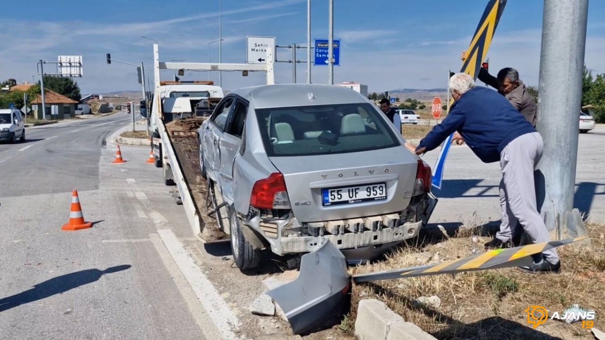 Kırmızı Işıkta Düğüm Oldu: Kavşakta Yürekler Ağza Gitti! Sürücüye Ağır Ceza Yolda?