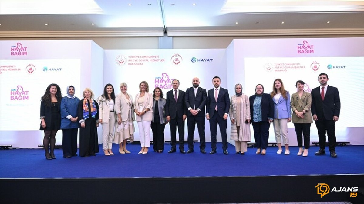 Molfix'ten Bebek Bağlanmasına Devrim: Eğitim Programı Şimdi Çok Daha Kapsamlı!
