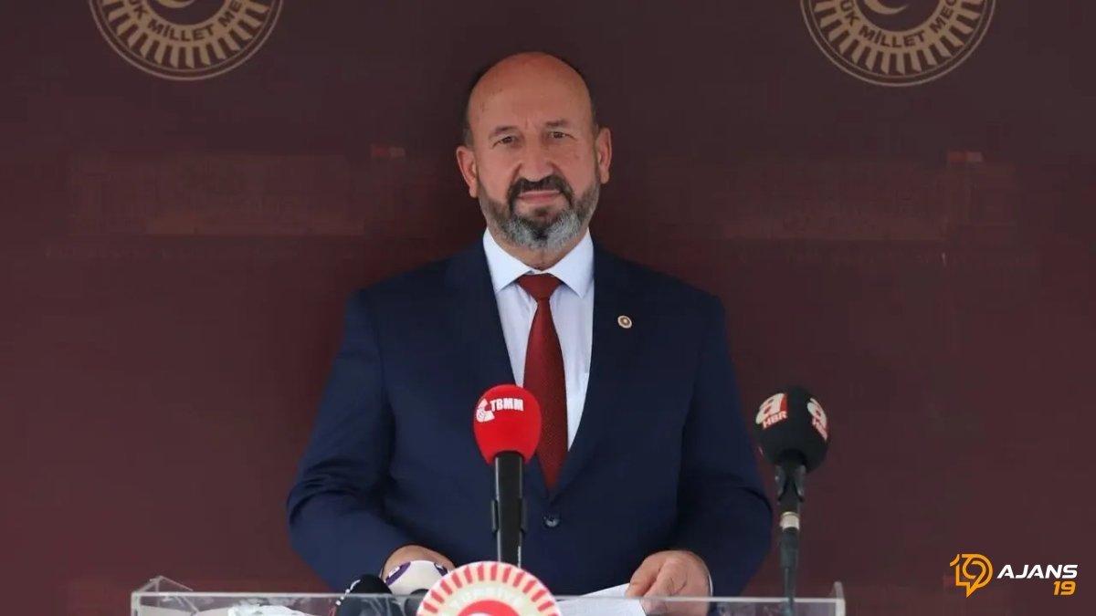 AK Partili Vekilden 'Kral Çıplak' Çıkışı: Fon ve Borsa Krizi Çıkmazı! Gerçekler Ortaya Serilmeli mi?