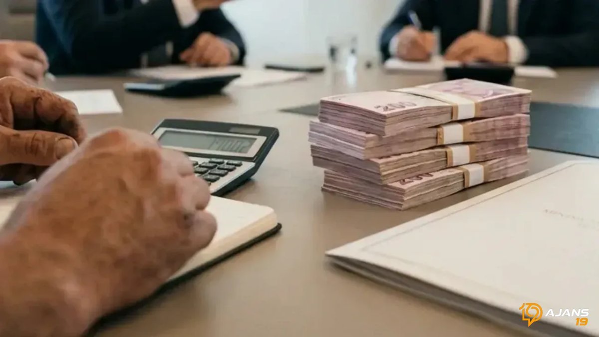 Uzman Gözünden Şaşırtan Asgari Ücret Tahmini: 2027'de Rakam Dudak Uçuklatacak!