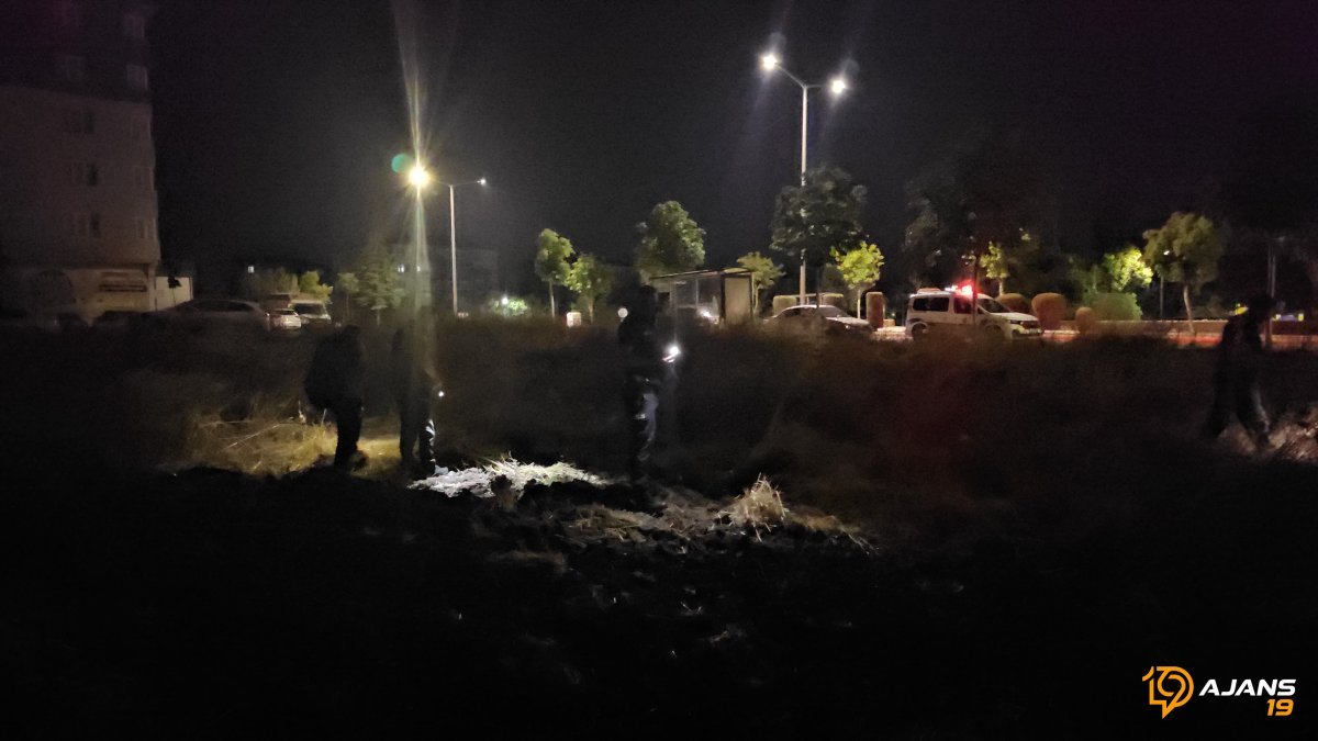 Çorum Sokakları Kan Gördü: Bıçak ve Çekiçler Konuştu, 2 Yaralı!