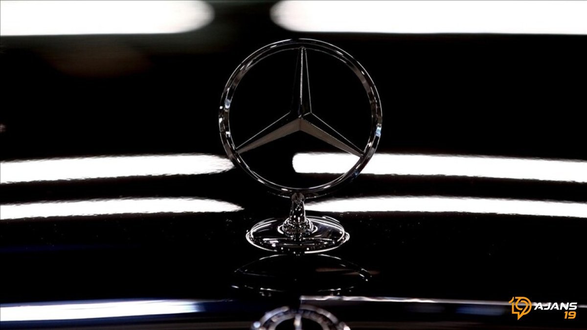 Mercedes-Benz'in Devleri Sarsıldı: Çin Kabusu Satışları Yerle Bir Etti!