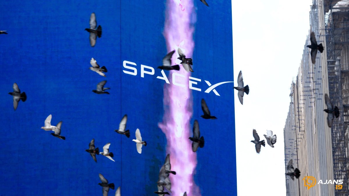 SpaceX'in Hisse Uçurumu Şoke Etti: Trilyon Dolarlık Değer Kaybı Kapıda Mı?