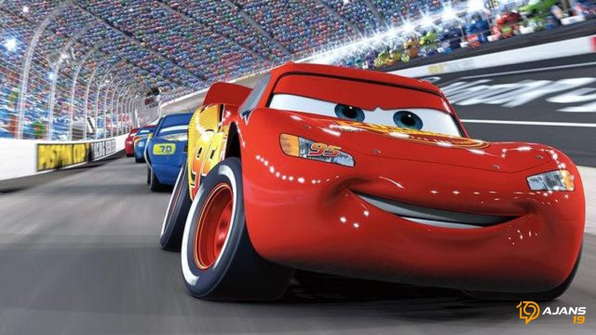 Şimşek McQueen'in Gizli Gücü Ortaya Çıktı: 750 Beygir V8 Motorlu Canavarın Sırları Çözülüyor!