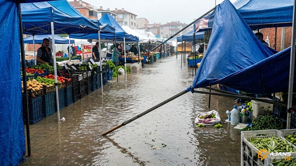 Çorum'da Cumartesi Pazarı Sular Altında Kaldı: Hayat Felç Oldu!