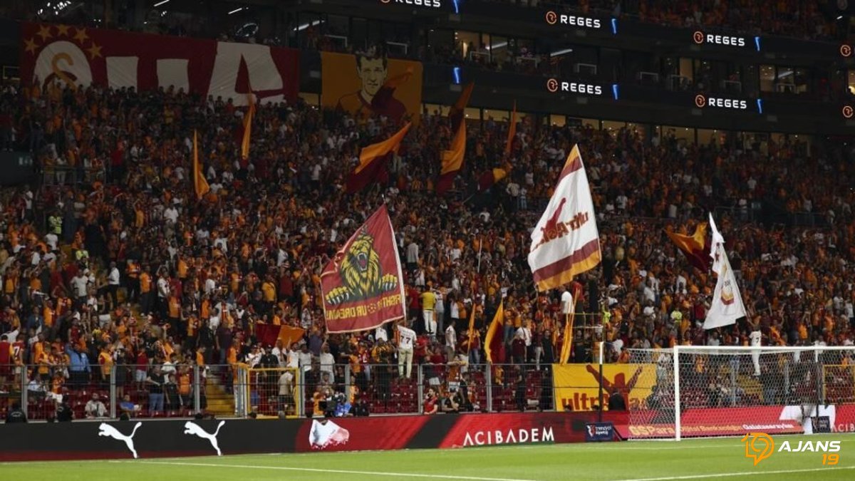 Galatasaray Taraftarından Şok Talep: Kupa Gözleri Yerine İstifa Çağrısı! Çorum FK Maçı Sonrası Neler Oluyor?