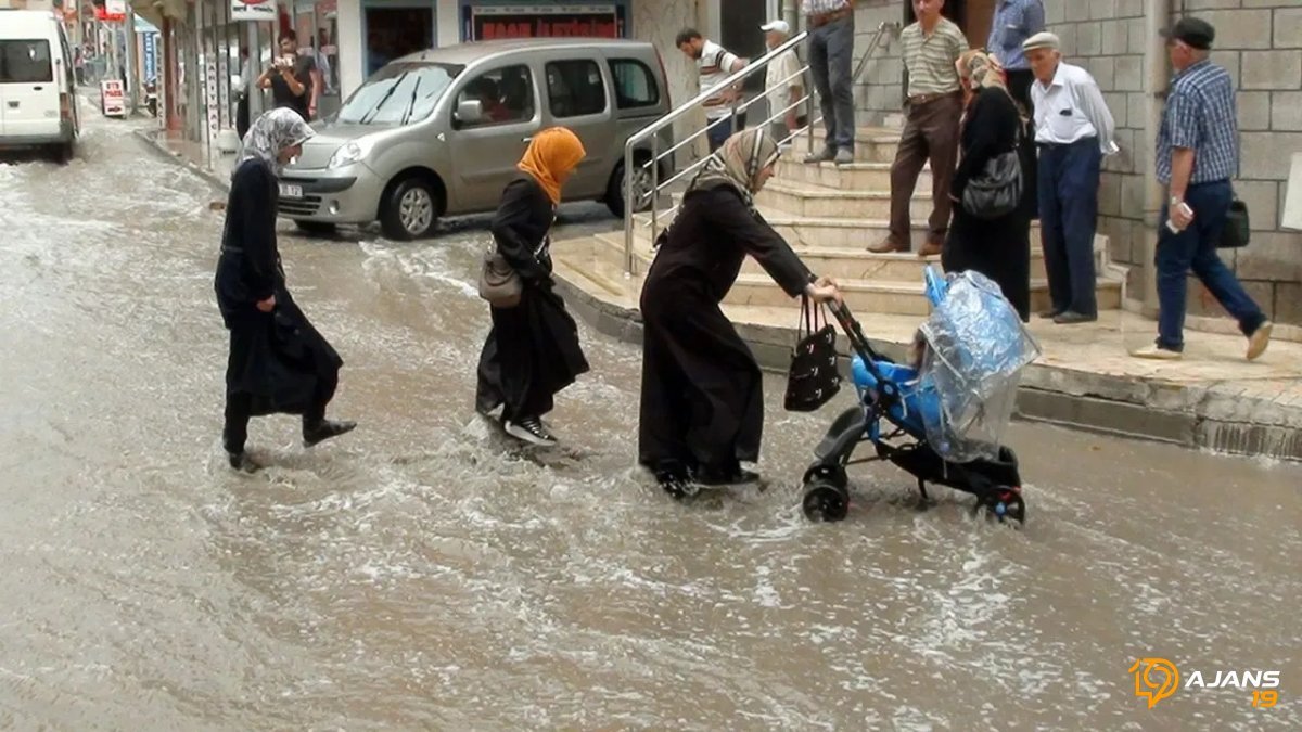 Çorum'da Hava Alarmı: Şiddetli Yağış ve Gök Gürültüsü Kapıda! Peki Ya Sıcaklıklar?