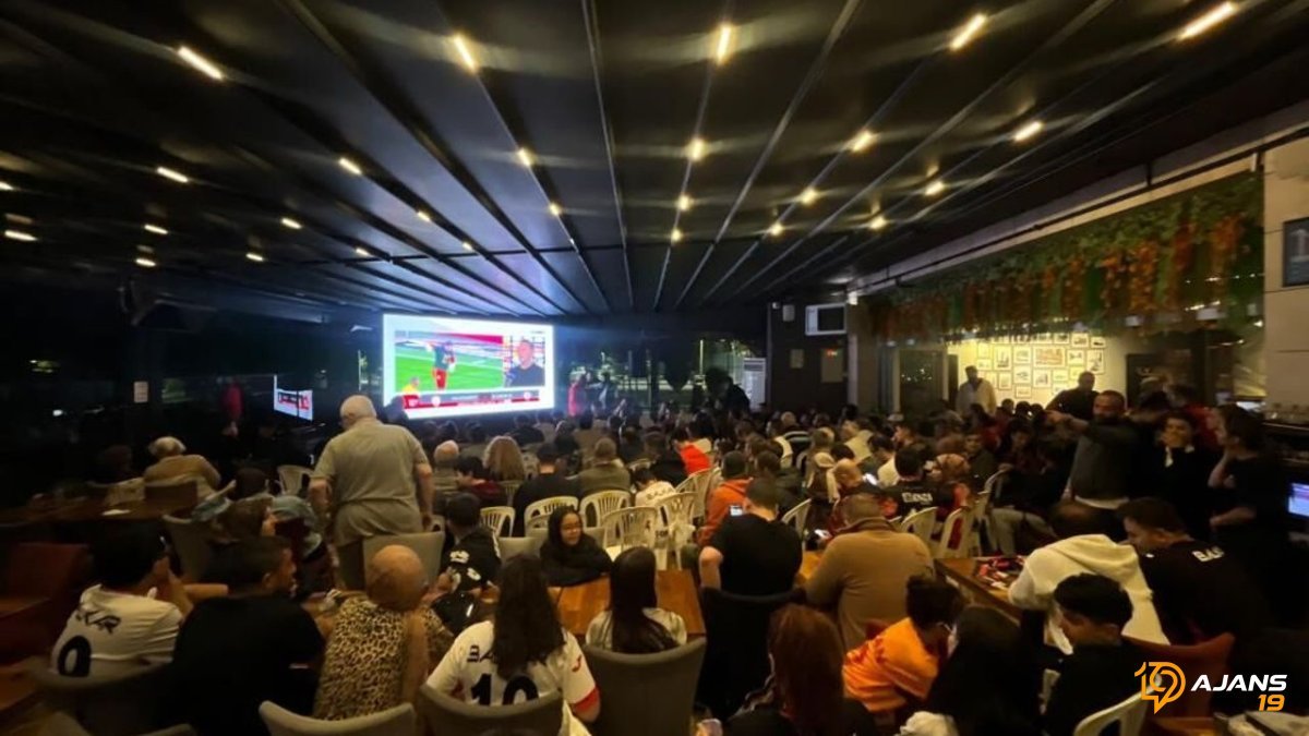 ŞAMPİYONLUK HAYALİ Mİ GERÇEK OLUYOR? Çorum FK Rüzgarı Galatasaray Karşısında Sordu: Tarihi Anlara Sahne Olan Dev Maçta Neler Yaşandı?