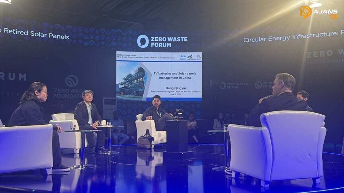 Yeşil Enerjinin Kalbi Sıfır Atık Forumu'nda Attı: Elektrikli Araç ve Güneş Paneli Geri Dönüşümü Stratejileri Belirleniyor