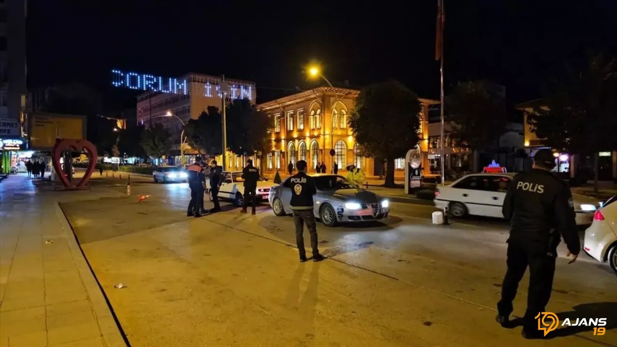 Çorum Sokaklarında Sürpriz Denetim: 2728 Kişi Mercek Altında! Kimlikler Tek Tek İncelendi, Neler Ortaya Çıktı?