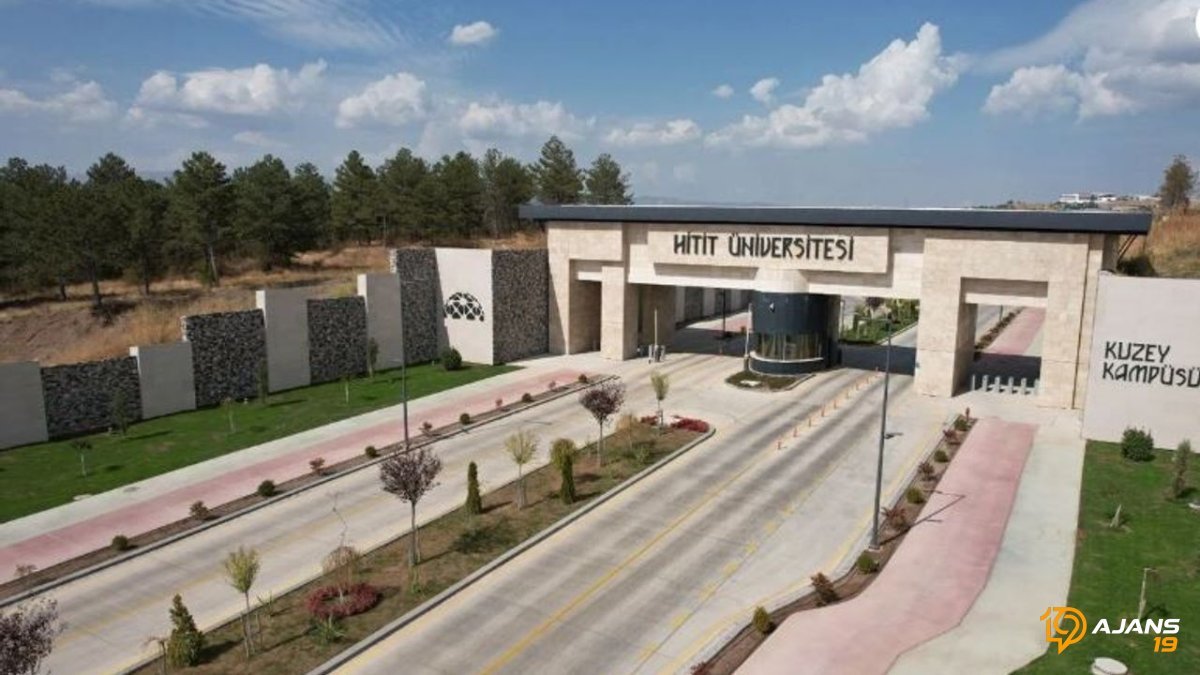 Sosyal Medya Devleri Arasında Göz Kamaştıran Yükseliş: Hitit Üniversitesi 'TOP 100' Listesinde!