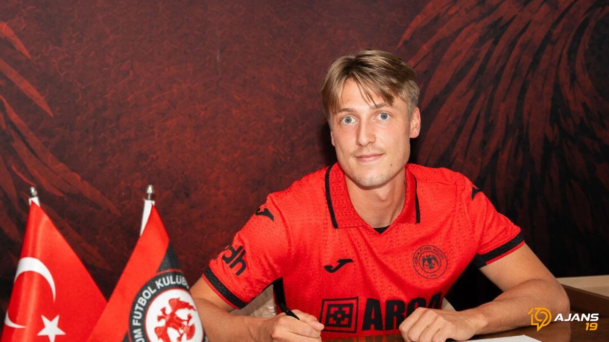Norveçli Yıldızın Gizemli Parmağı Çıktı! Çorum FK, Transferde Dev Bir Adım Attı!