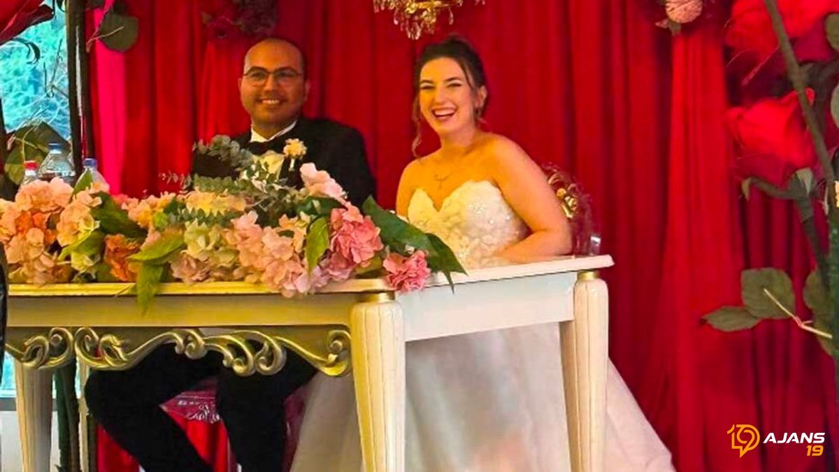 Akademinin İki Parlak İsmi Dr. İpeksu Arun ve Dr. Cem Karaca'dan Sürpriz Nikah: Aşkı Bilimle Taçlandırdılar!