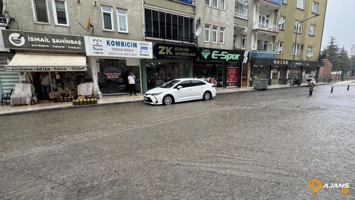 Çorum Tehdit Altında! Meteoroloji'den 'Kritik Saatler' Uyarısı: Sel, Dolu ve Yıldırım Kapıda!