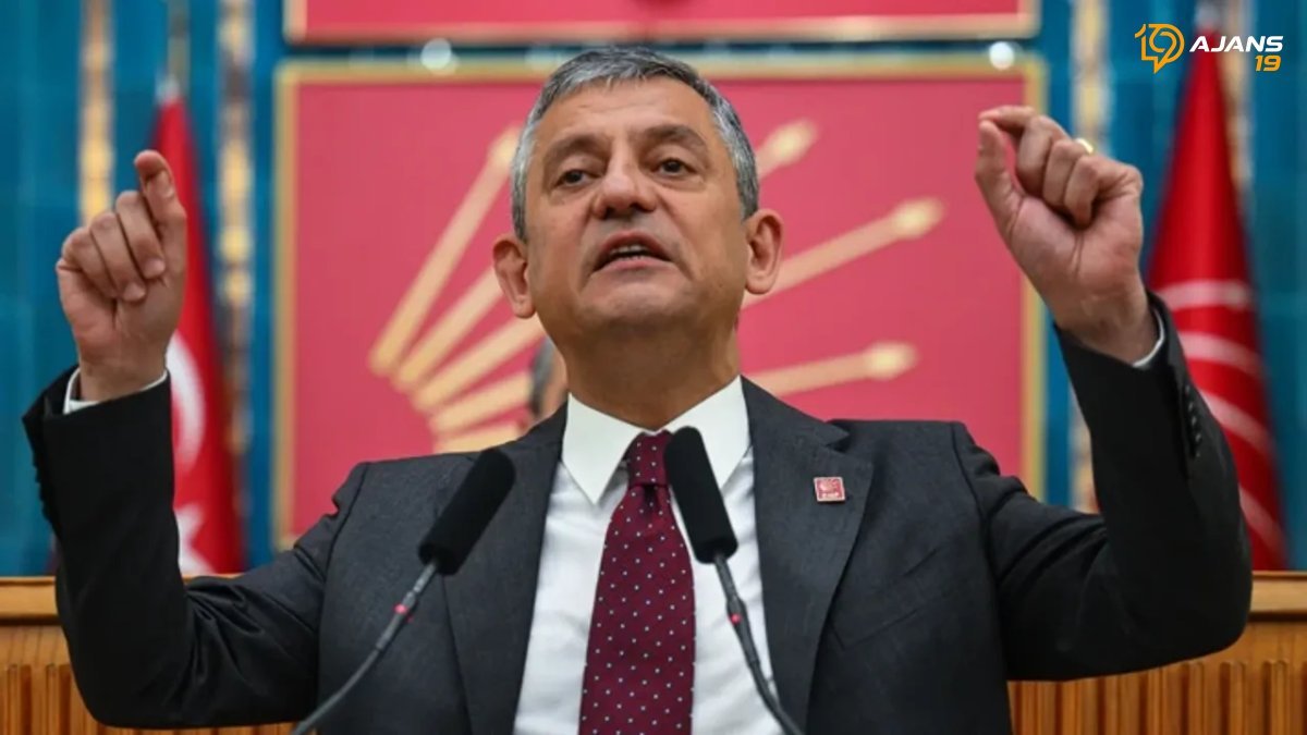 CHP'de Liderlik Mesajı Güçleniyor: Özgür Özel'den İç Hesaplaşmaya Karşı Kritik Sözler