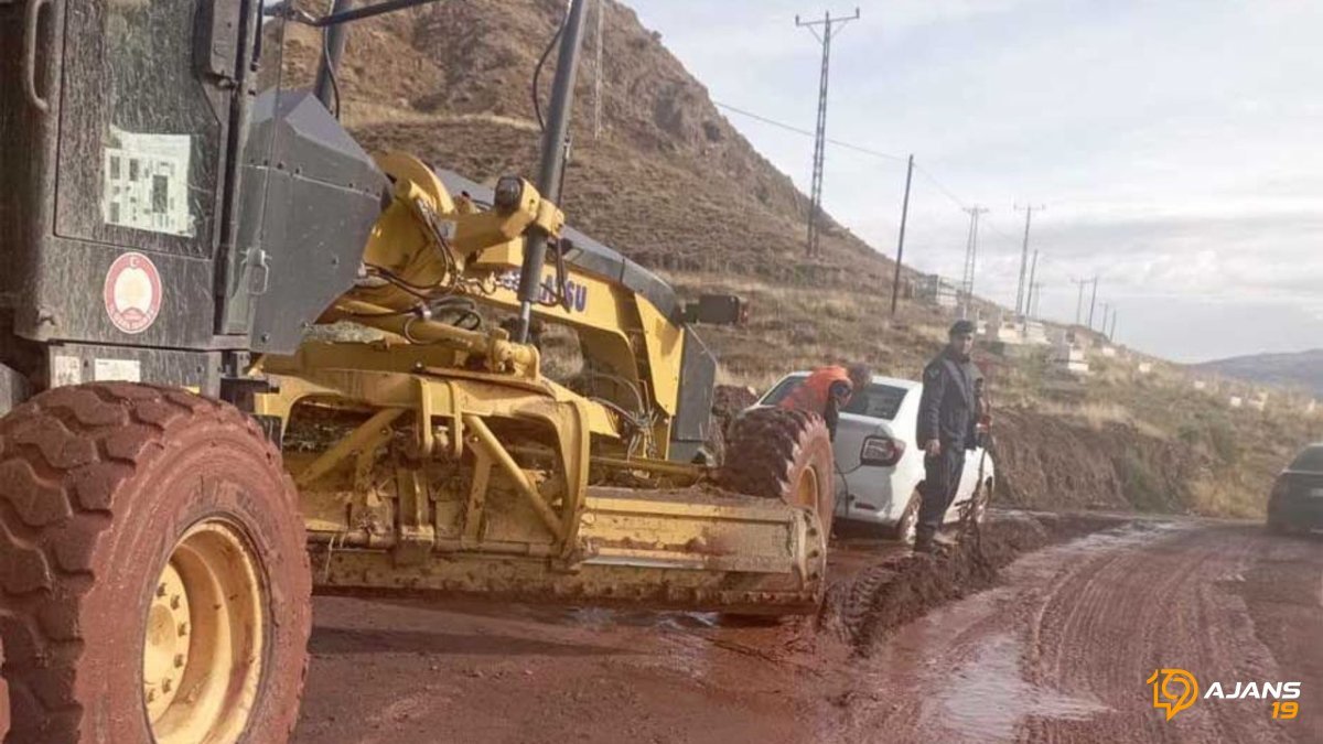 Yağmur Vurdu, Sungurlu'da Köyler Sular Altında Kaldı: Bölgede Olağanüstü Operasyon Başladı!