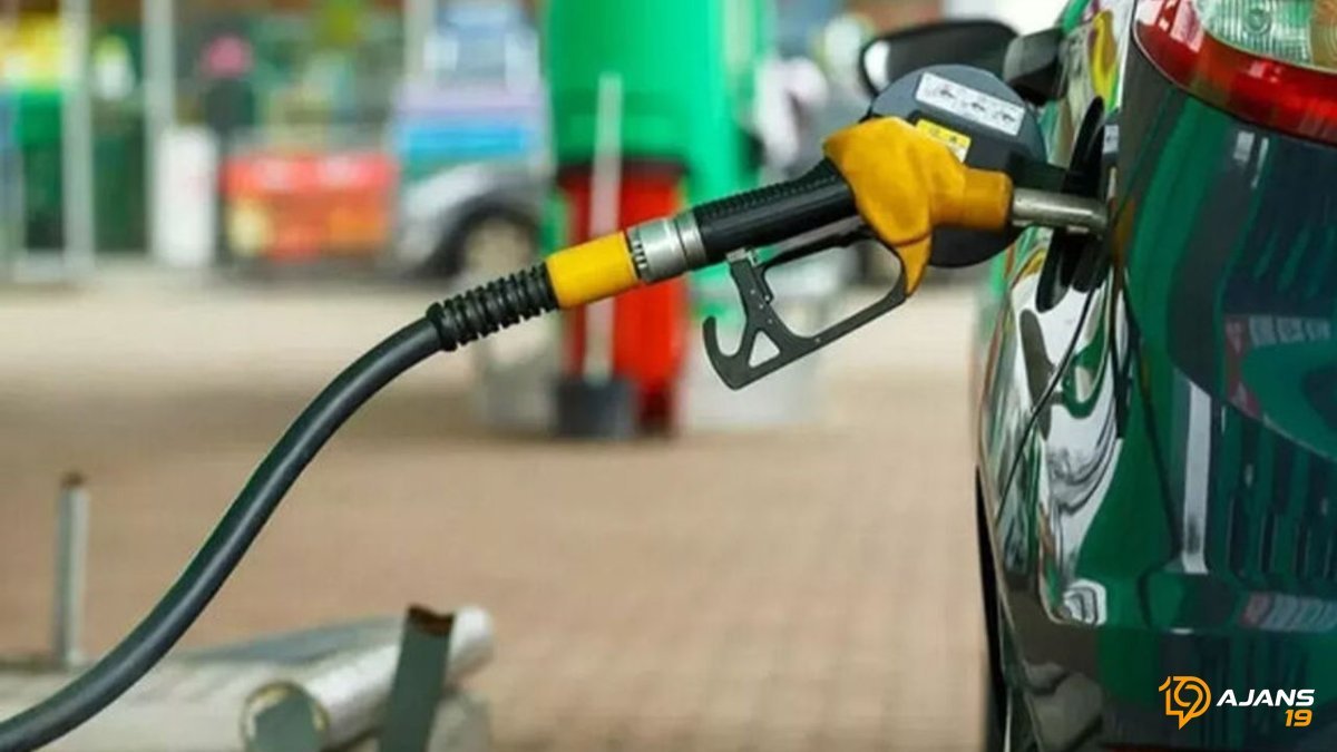 Akaryakıt İstasyonlarında Flaş Gelişme: Sürücüleri Şoke Edecek Çifte Zam Yolda!