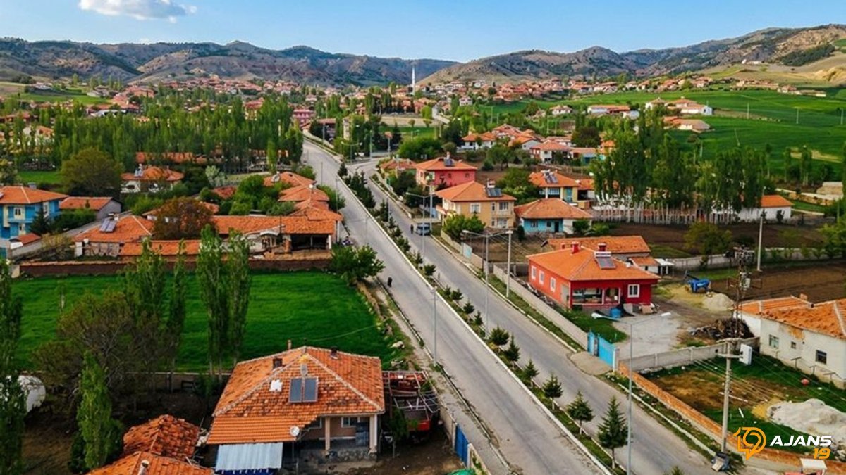 Çorum Demiryolu Hattı İçin Şok Kamulaştırma: Köy Boşaltılıyor mu? Detaylar Ortaya Çıktı!