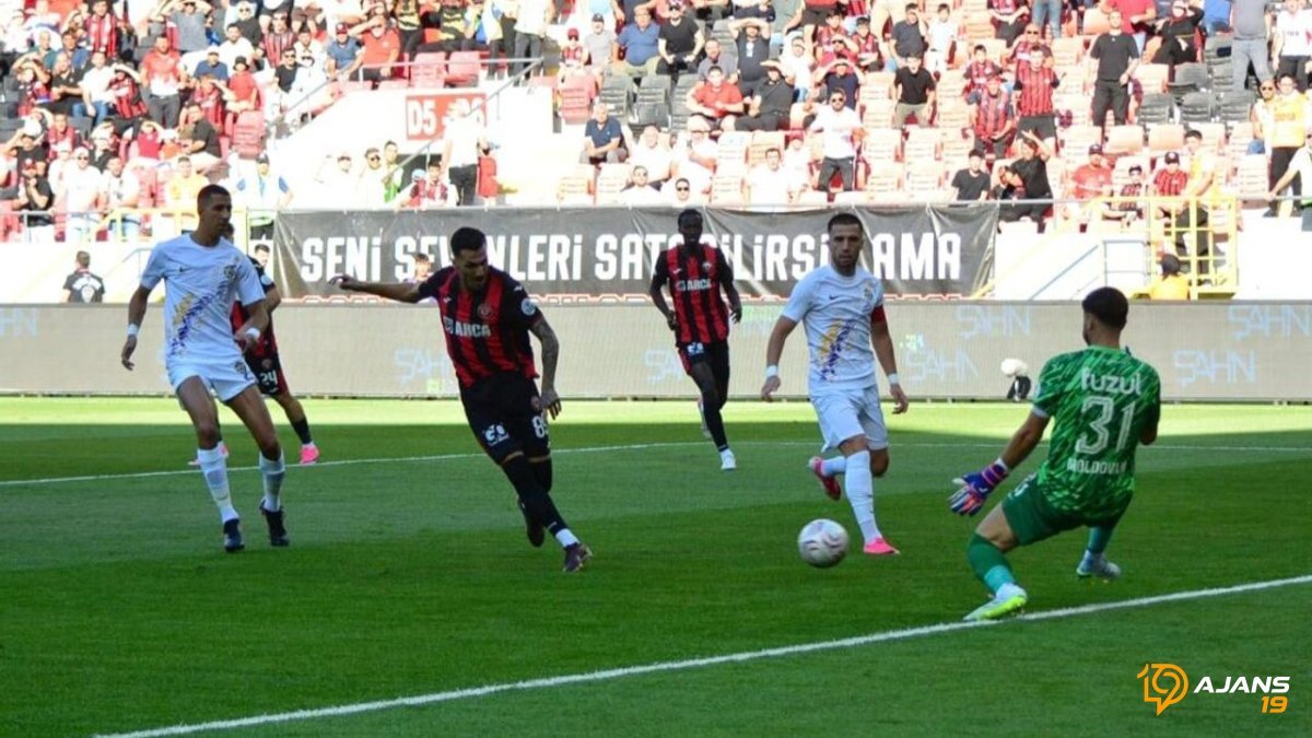Çorum FK Sahneye Çıktı: Ligdeki İlk Zafer Rüzgarı Esti!