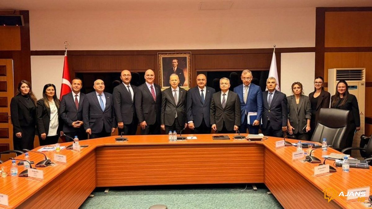 Mobilya ve Kağıt Sektöründen Ankara'ya Kritik Çıkış: ‘Bu Sorunlar Çözülmezse Üretim Durabilir!’