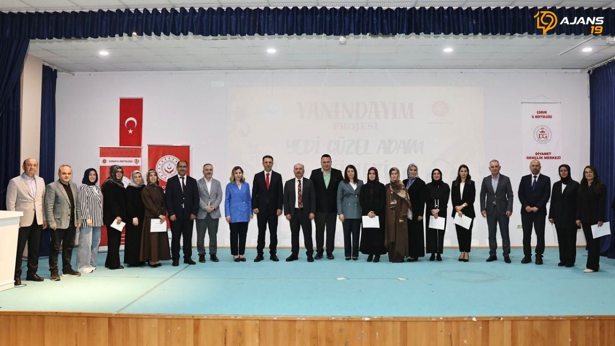 Yanındayım Projesi Kültür ve Sanatla Buluştu: Anlamlı Şiir Gecesi Büyük Beğeni Topladı