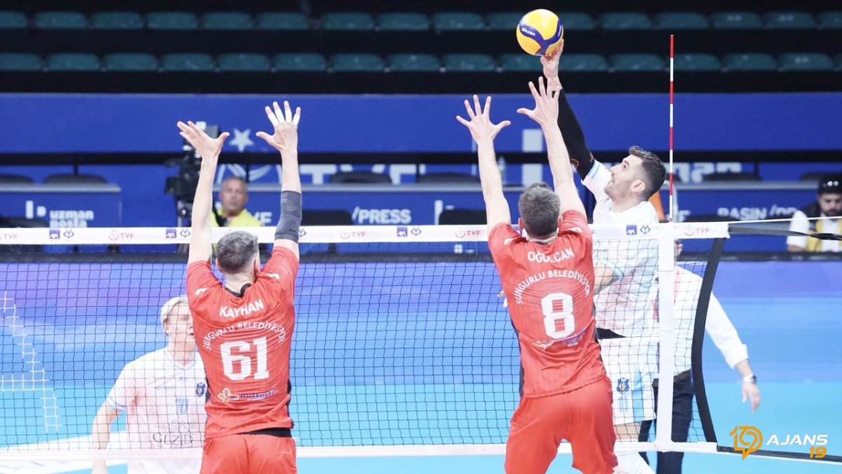 AXA Sigorta Kupa Voley'de Büyük Şok! Efeler, Sungurlu Belediyespor Sürpriziyle Elendi!