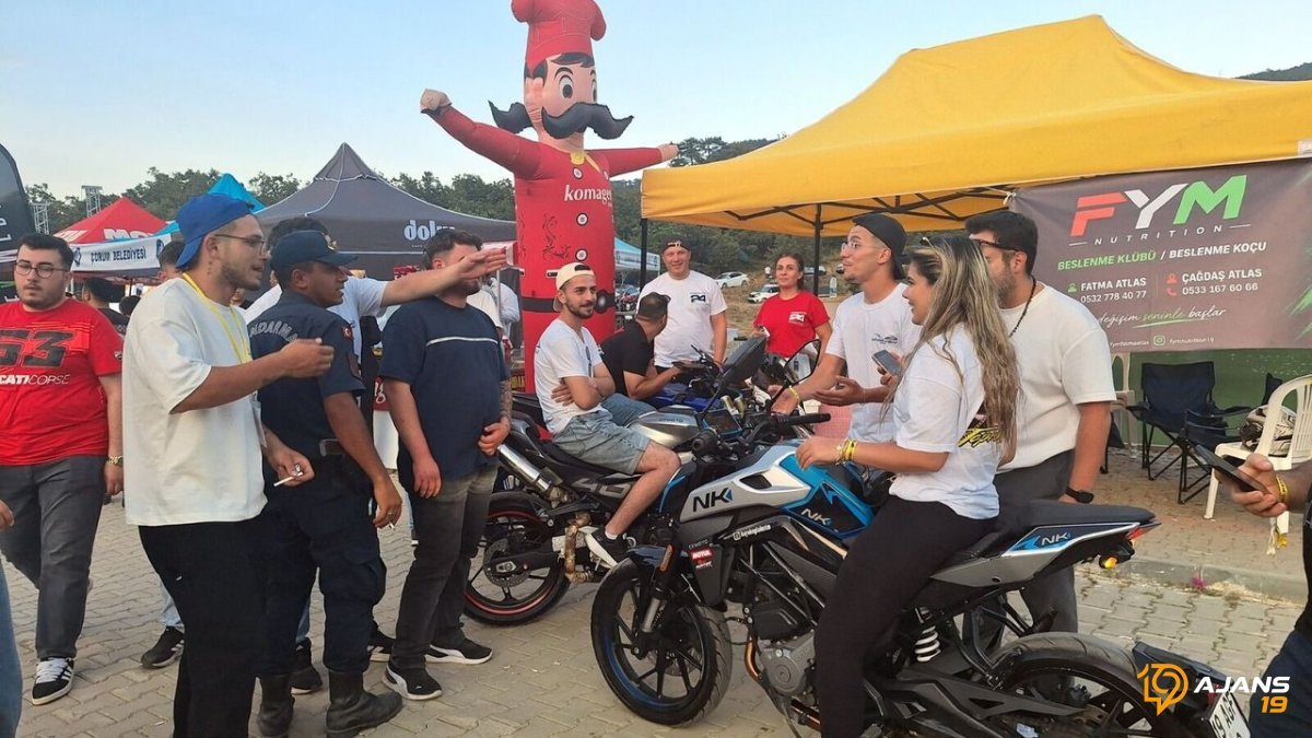 Motor Tutkunları Yeşilgöl'de Buluştu: Tarihi Festivalde Nefes Kesen Anlar!