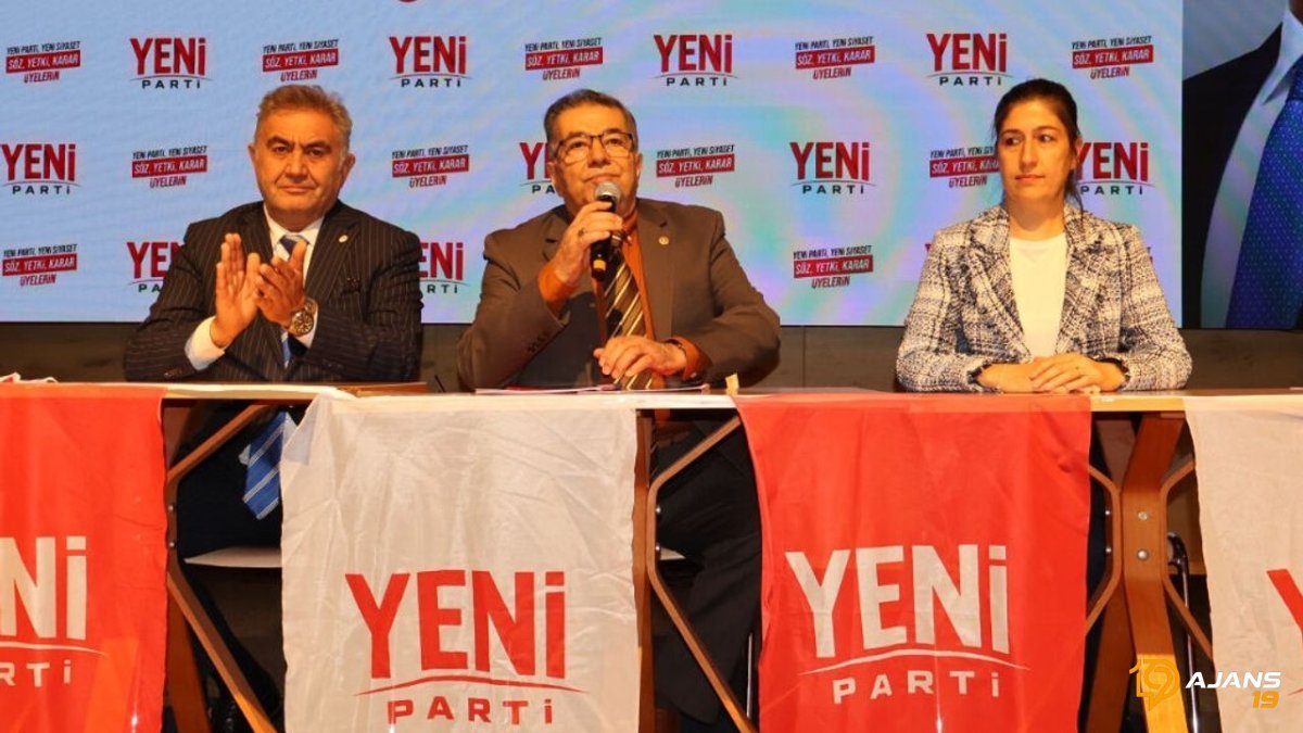 Kuruluş Sancısı Bitti! Yeni Parti Çorum'da İlk Kongresini Yaptı: İşte Yeni Lider ve Delegeler!