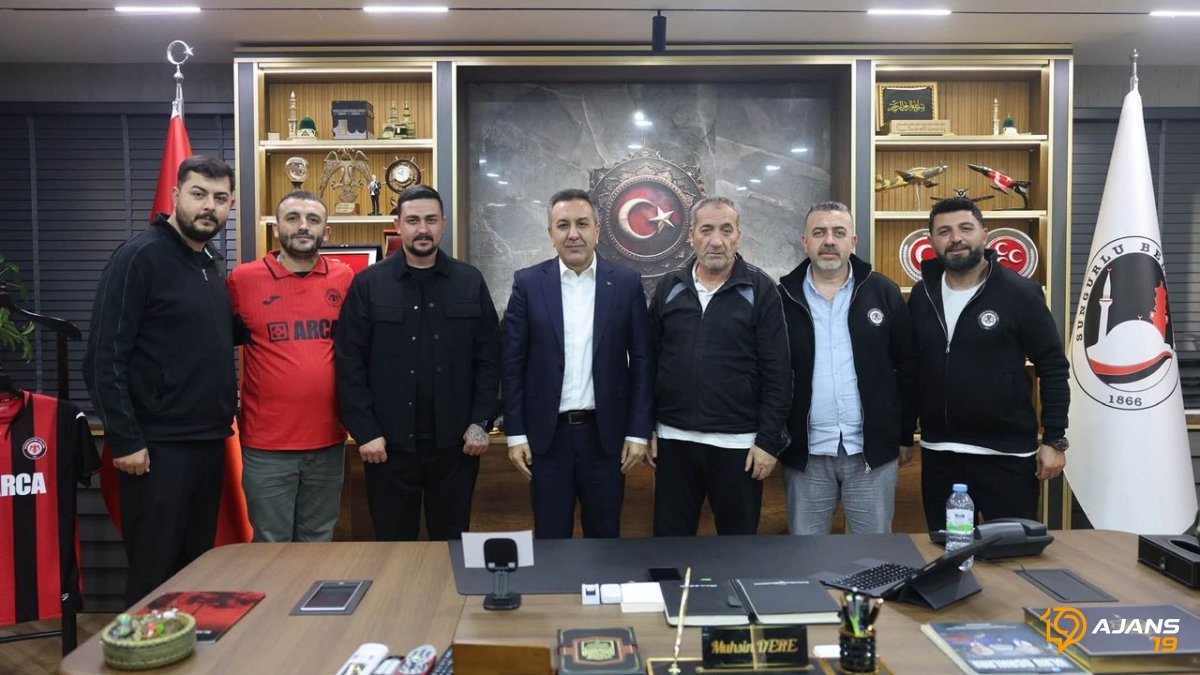 Çorum FK'da Kritik Buluşma: Dere, Taraftar Liderleriyle Masaya Oturdu! Gelecek Planları Neler?
