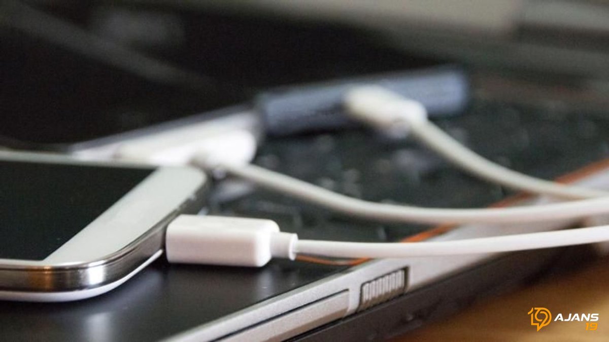 Teknoloji Devrimi Başlıyor: Şarj Cihazları ve USB-C Kabloları Artık 'Çevre Dostu' Olmak Zorunda!