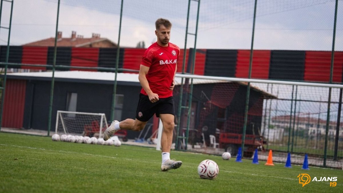 Arnavutluk Milli Takımı'ndan Çorum FK'ya Dev Transfer Haberi! Ylber Ramadani Sahne Alıyor