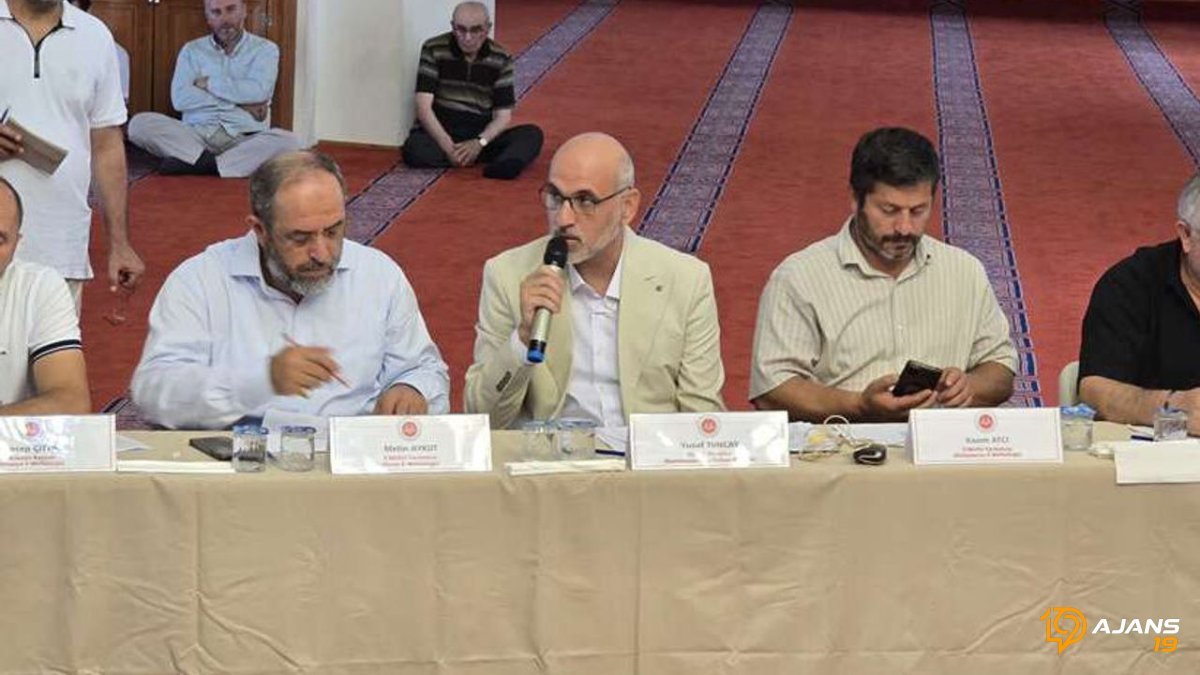 Genç Sesin Ruhani Yolculuğu: Berat Baki Şanal, Ezan Okuma Sanatında Bölgeyi Salladı!
