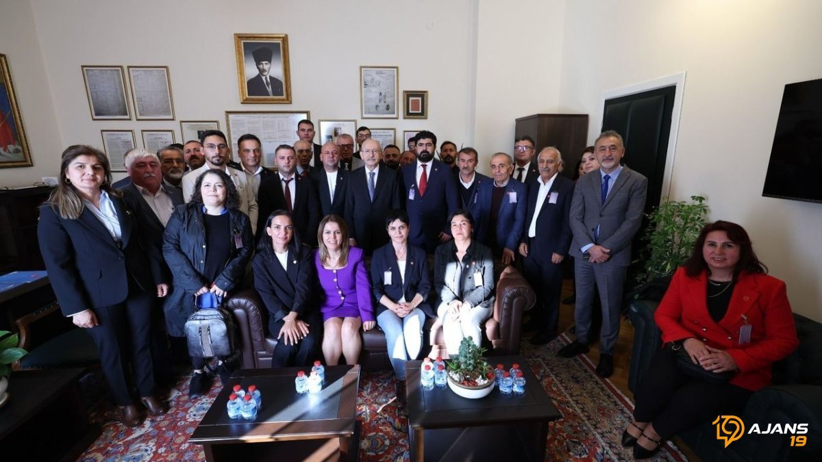 Kılıçdaroğlu'ndan Çorum'a Sürpriz Ziyaret! CHP Heyetiyle Kritik Gündem Masaya Yatırıldı